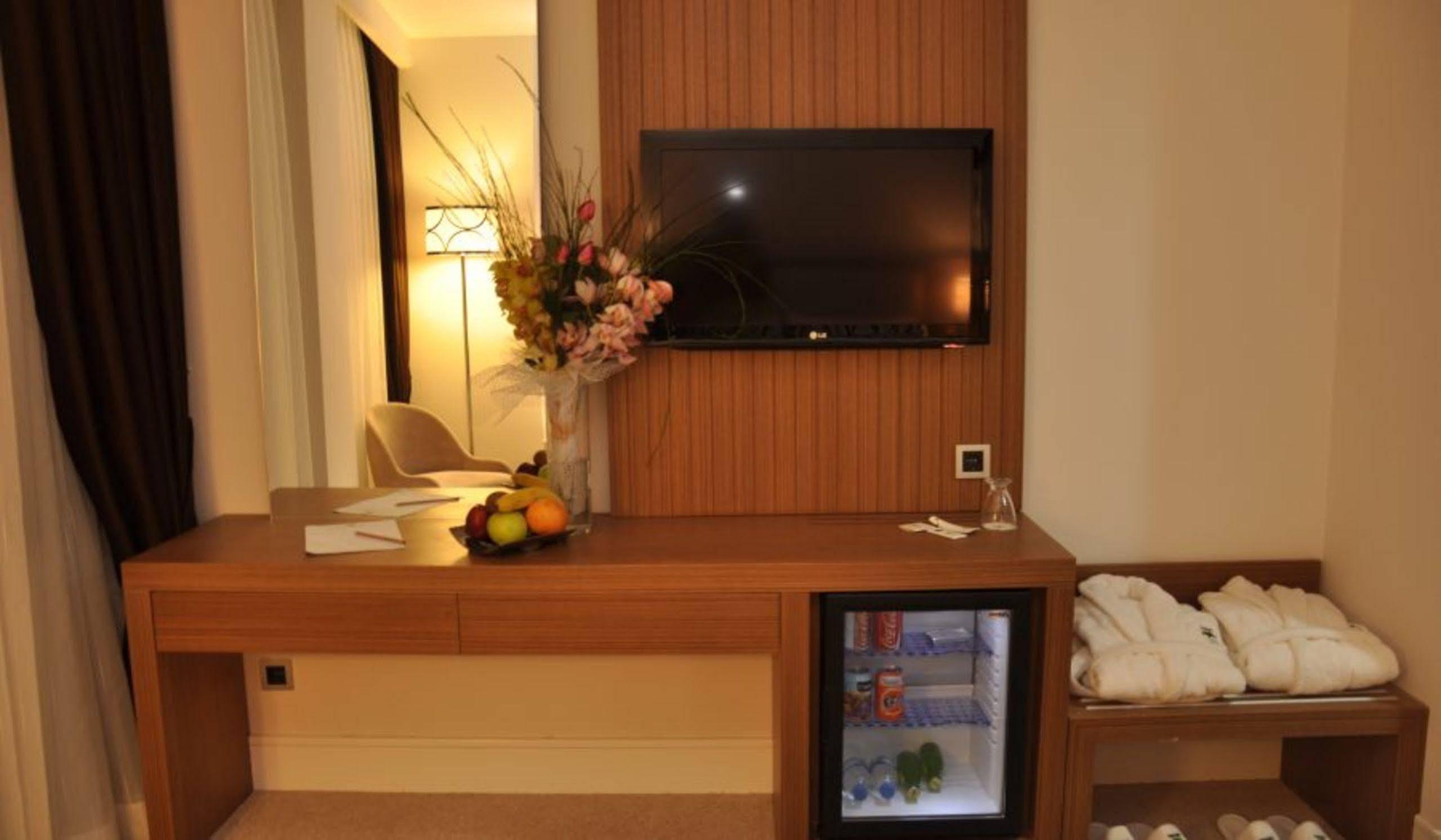Taksim Line Hotel Istanbul Exteriör bild